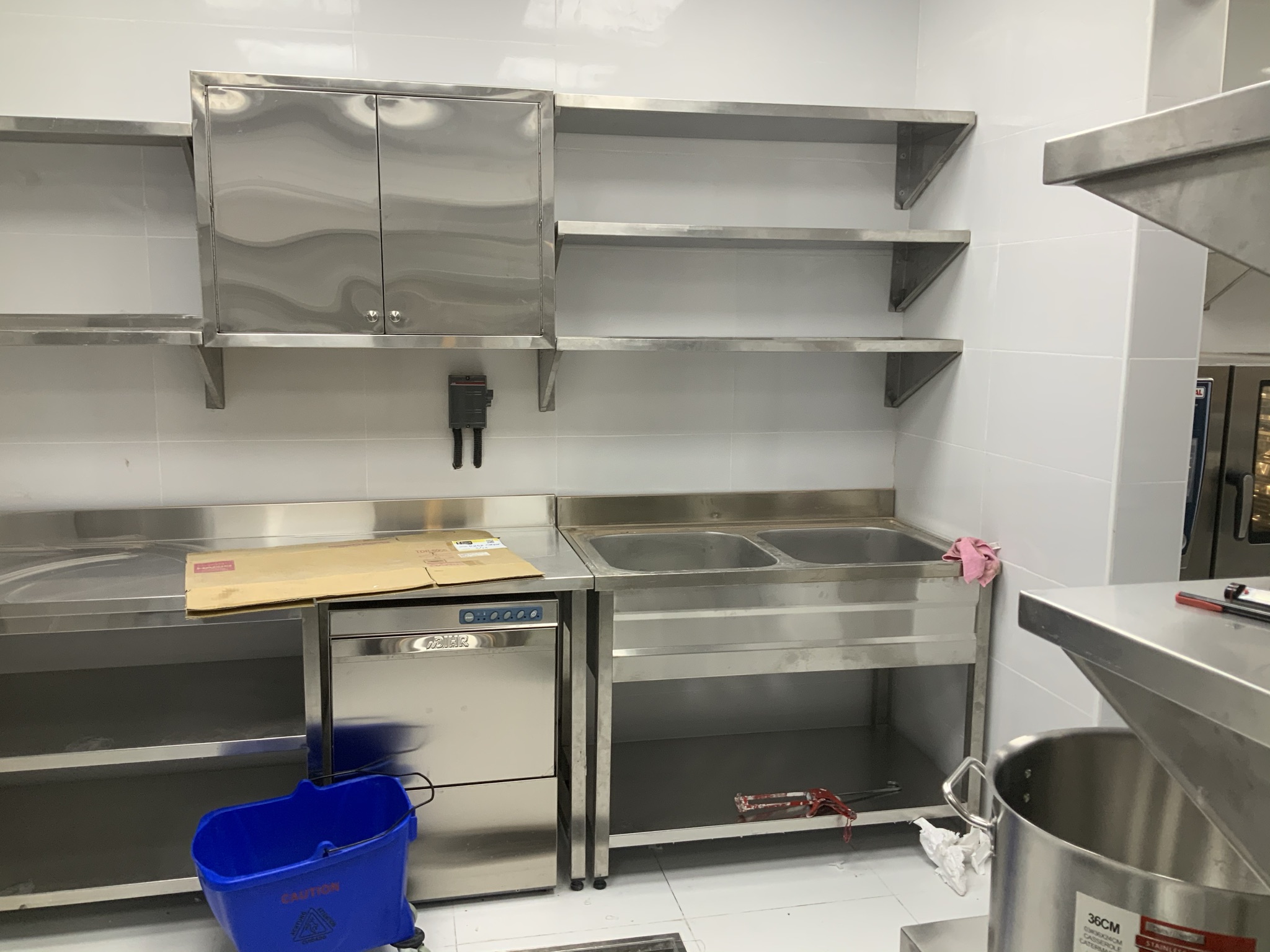 Inside Costro's Abu Dhabi facility